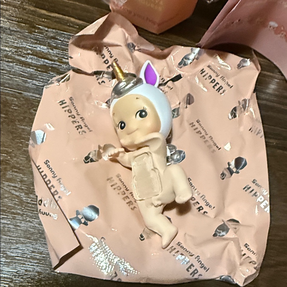 Sonny Angel 100% authentic unicorn secret